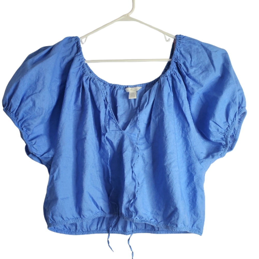 H&M Blue Linen Blend Crop Top Flirty Cute W/ Vneck And Elastic Sizing